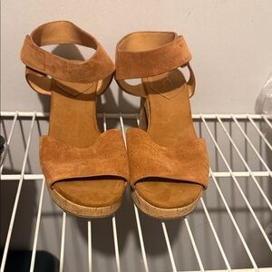 Suede Ankle-Strap Platform Sandals - Tan Suede